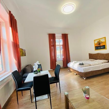 Quad-Room Near Prater Stern Wien Eksteriør billede
