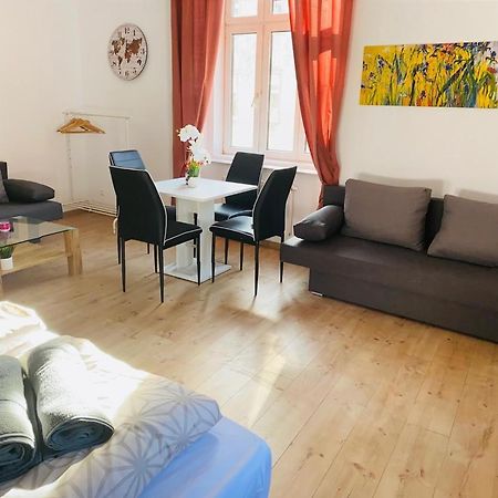 Quad-Room Near Prater Stern Wien Eksteriør billede