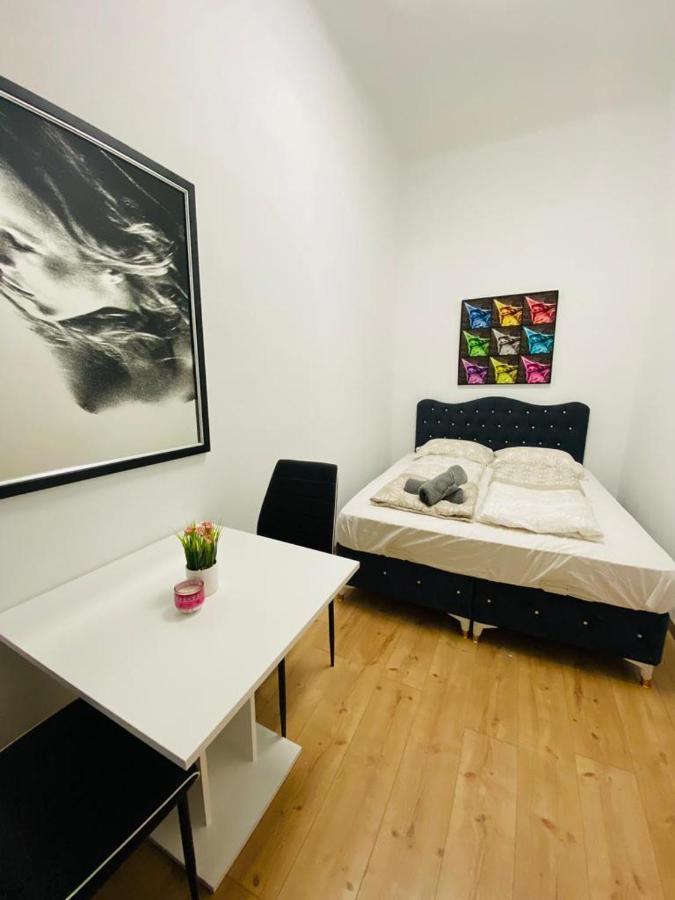 Quad-Room Near Prater Stern Wien Eksteriør billede