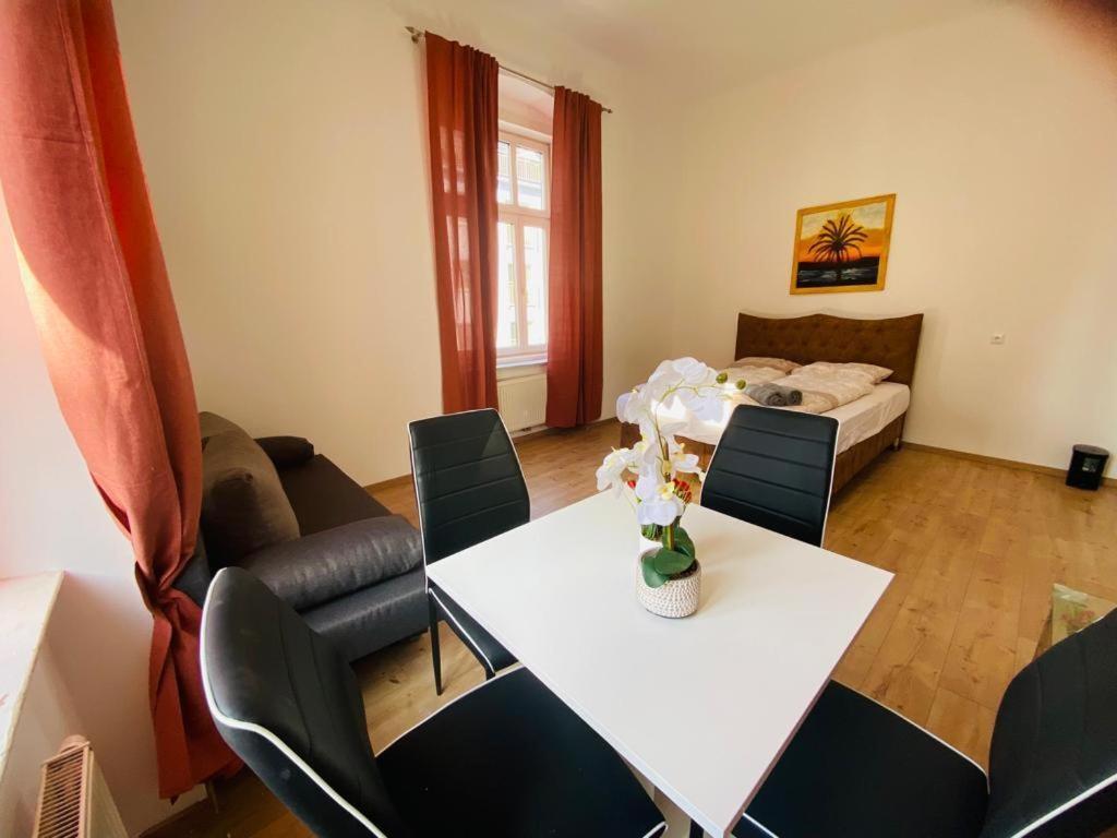 Quad-Room Near Prater Stern Wien Eksteriør billede